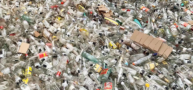 龍巖巖城再生資源小編分享，廢玻璃回收再利用有哪些價值？